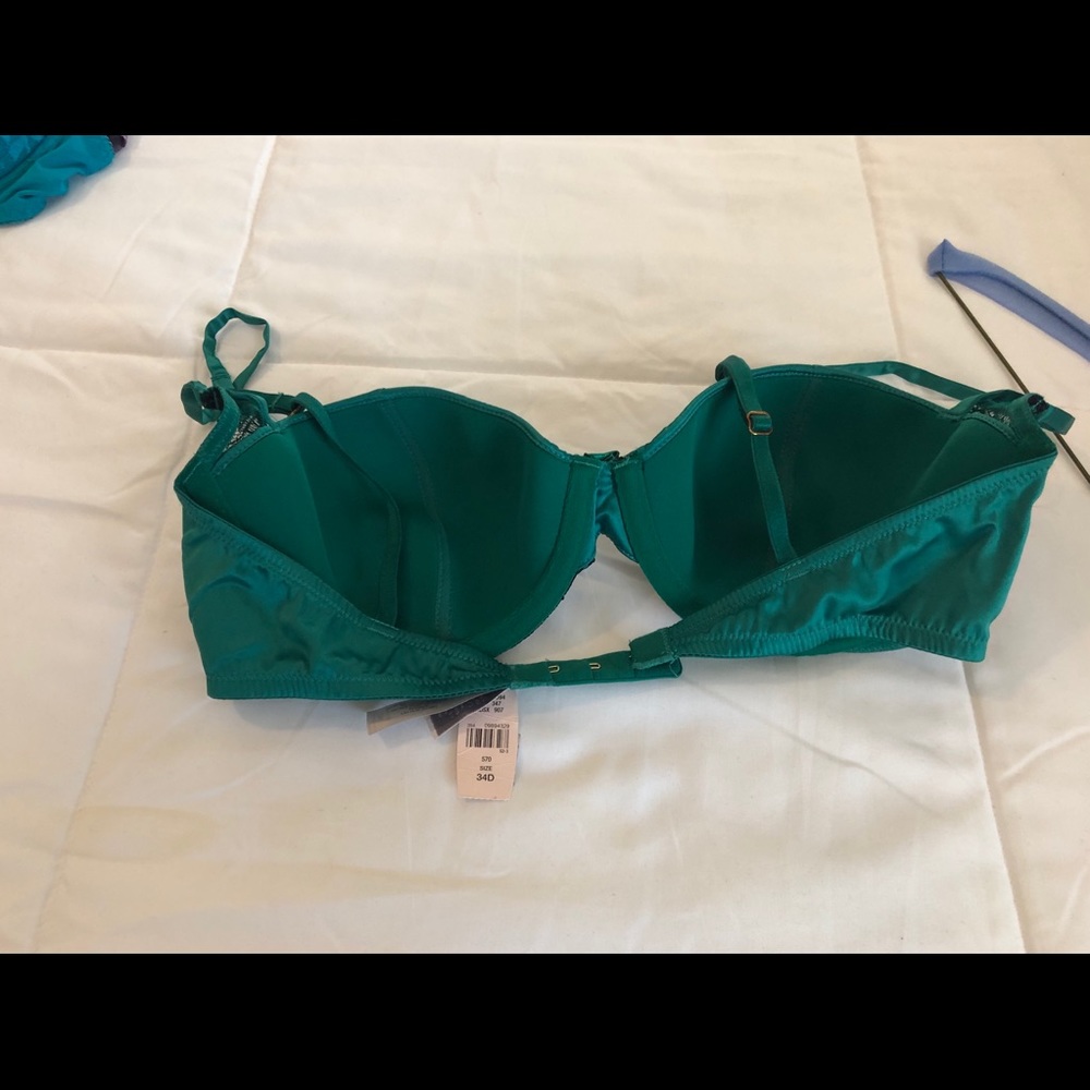 Bra - Picture 2 of 3